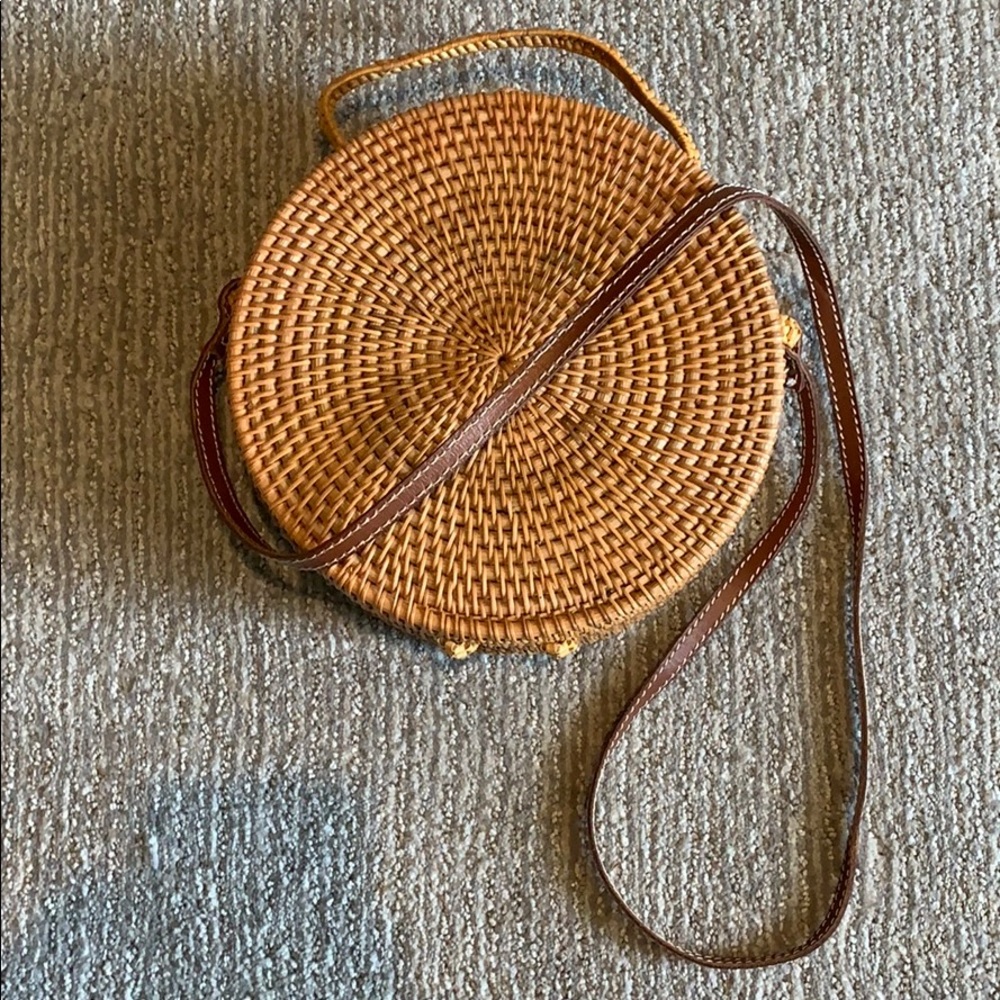Woven straw circle bag